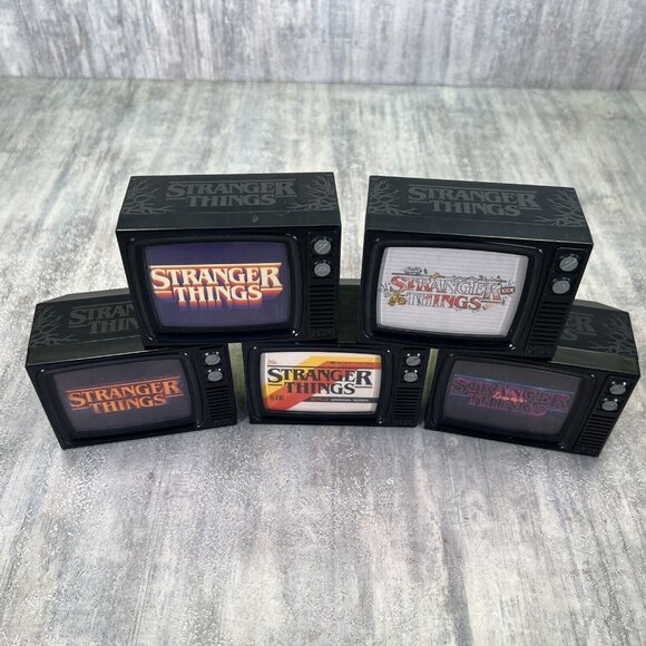 YuMe Official Stranger Things Upside Down Mystery Capsules Series 1 Will Eddie - Picture 13 of 13